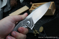 DISCONTINUED - Muscle (Tashi Bharucha, M390, 2rbs, Ti, stonewash)