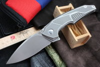 DISCONTINUED - Muscle (Tashi Bharucha, M390, 2rbs, Ti, handrubbed satin)
