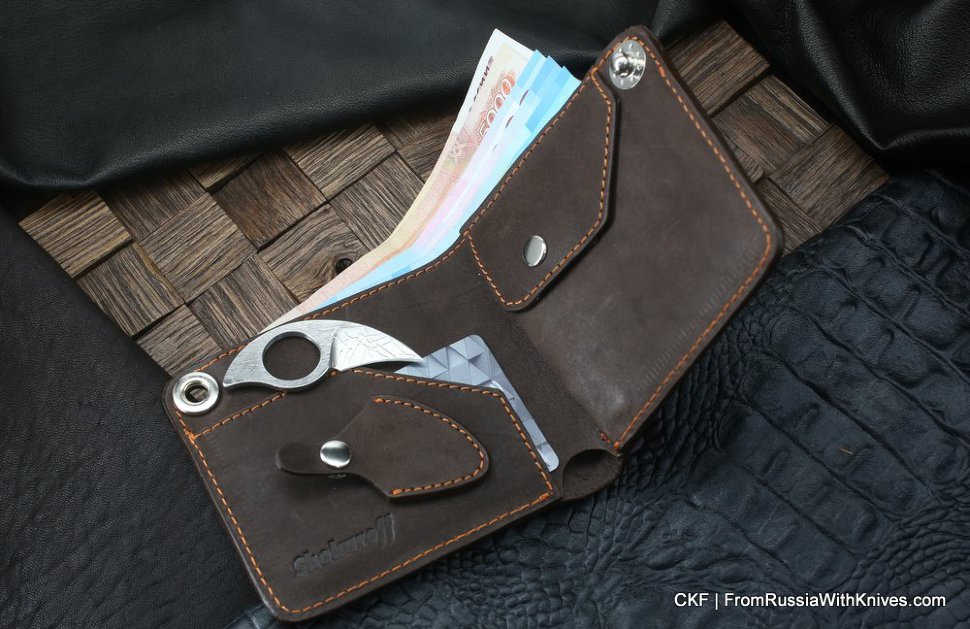 Custom leather wallet - brown