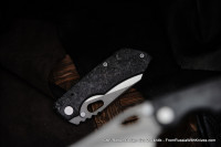 CKF/Rotten Evolution 2.0 (cool CF + dark Ti handle, dark Ti clip &amp; spacer, M390 2-tone satin/stonewash)