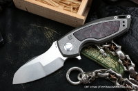 DISCONTINUED - PeaceDuke (M390, Ti, red shred CF)